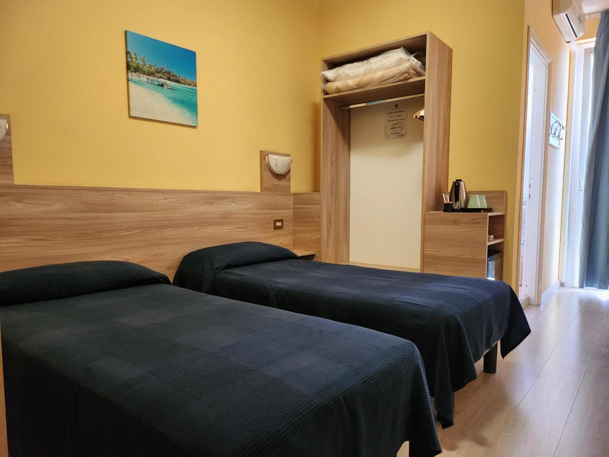Hotel Route 9 Cadeo Ngoại thất bức ảnh