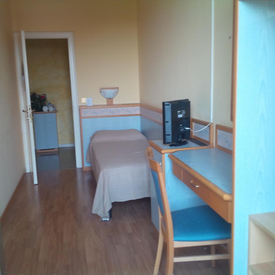 Hotel Route 9 Cadeo Ngoại thất bức ảnh