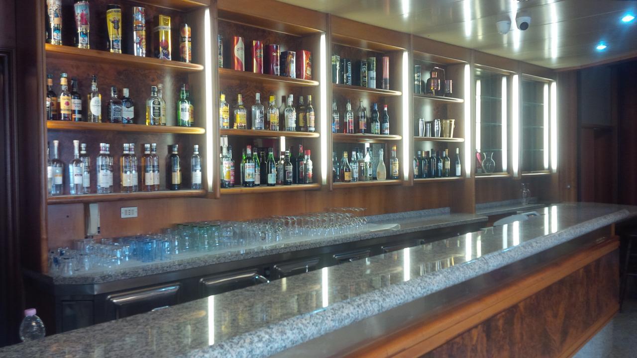 Hotel Route 9 Cadeo Ngoại thất bức ảnh