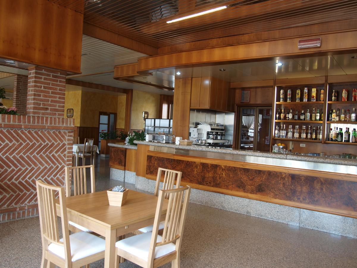 Hotel Route 9 Cadeo Ngoại thất bức ảnh